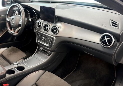 Mercedes-Benz GLA 200, 2019 3