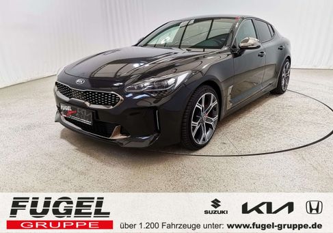 Kia Stinger, 2017