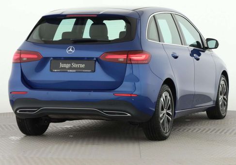 Mercedes-Benz B 200, 2024