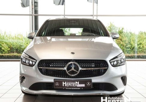 Mercedes-Benz B 200, 2024