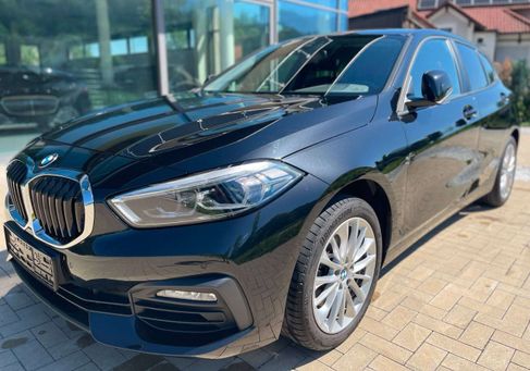 BMW 116, 2022