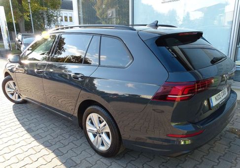 Volkswagen Golf, 2024 3