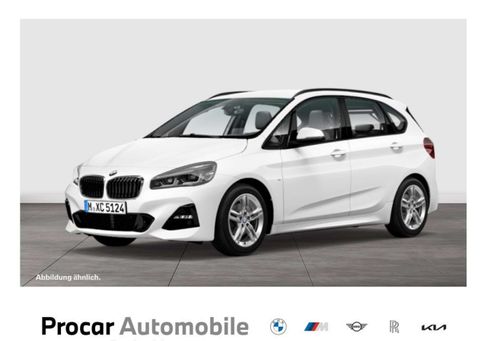 BMW 218, 2021