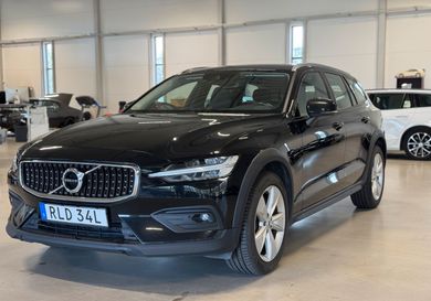 Volvo V60 Cross Country, 2021