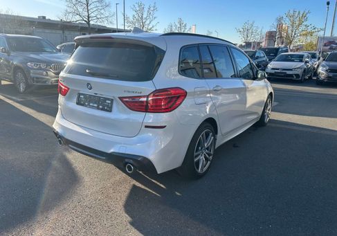 BMW 220, 2020