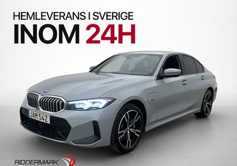 BMW 330, 2023