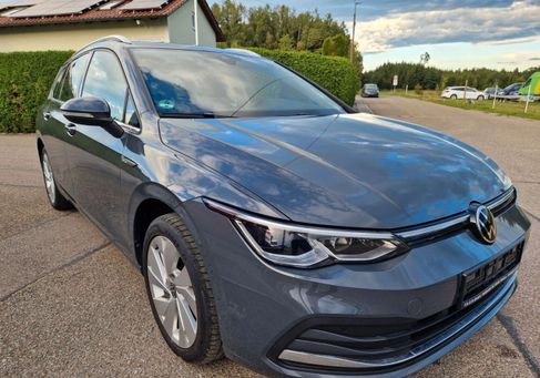 Volkswagen Golf, 2022
