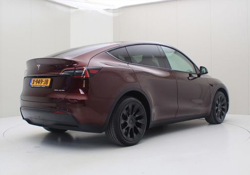 Tesla Model Y, 2023 3