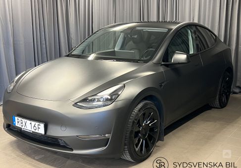 Tesla Model Y, 2022