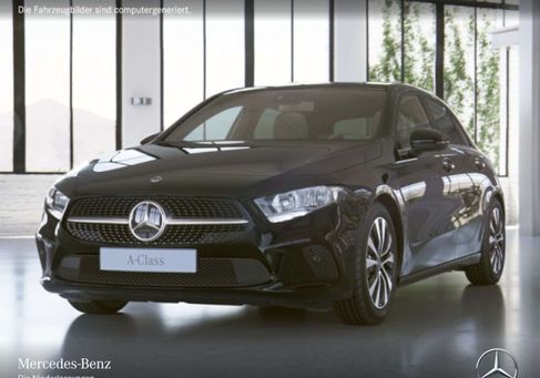 Mercedes-Benz A 250, 2022