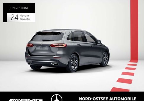 Mercedes-Benz B 250, 2022