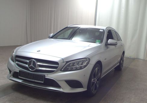 Mercedes-Benz C 300, 2021