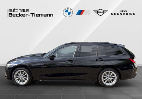 BMW 318, 2023 3