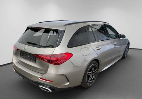 Mercedes-Benz 220, 2023