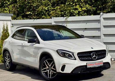 Mercedes-Benz GLA 220, 2020