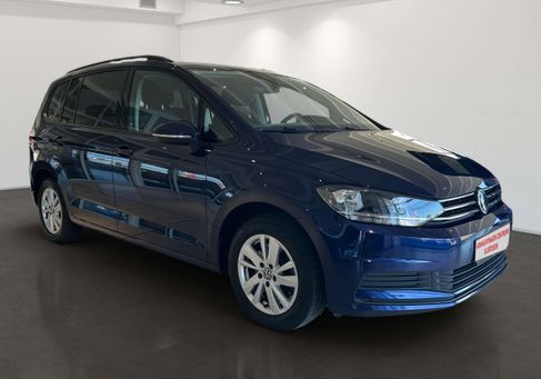 Volkswagen Touran, 2023 3