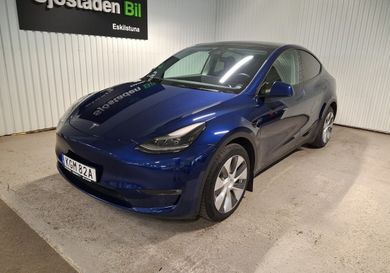 Tesla Model Y, 2024