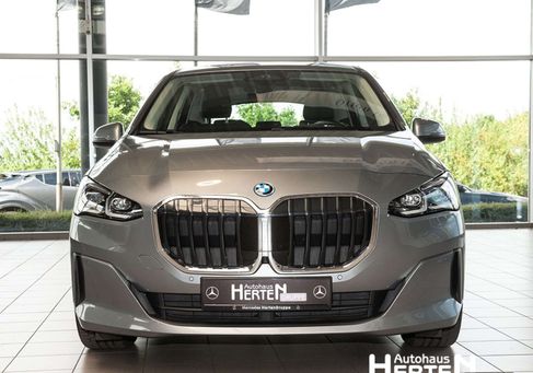 BMW 230, 2023