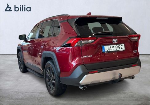Toyota RAV 4, 2024 2