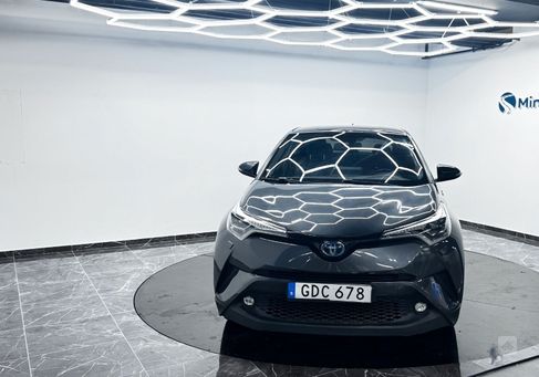 Toyota C-HR, 2018