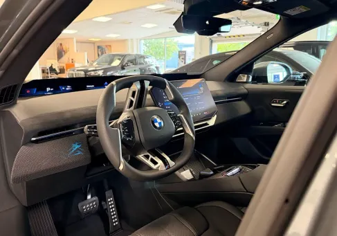 BMW, 2027 3
