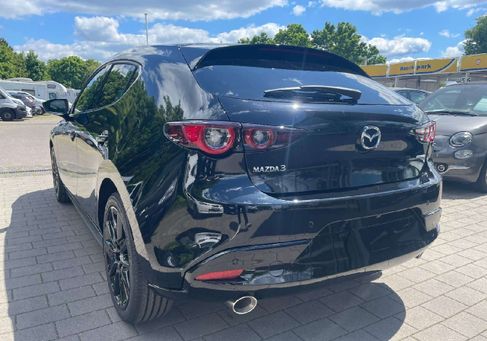 Mazda 3, 2025