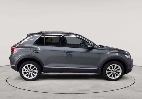 Volkswagen T-Roc, 2025