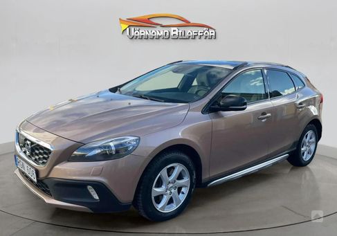 Volvo V40 Cross Country, 2014