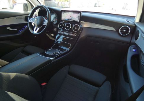 Mercedes-Benz GLC 200, 2022