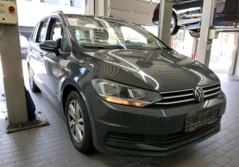 Volkswagen Touran, 2021 2