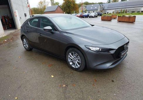 Mazda 3, 2022