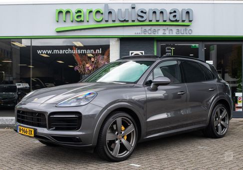 Porsche Cayenne, 2020