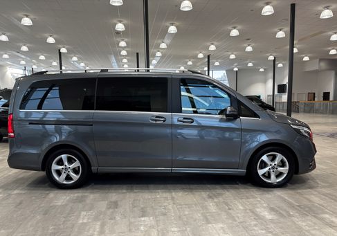 Mercedes-Benz V 300, 2022