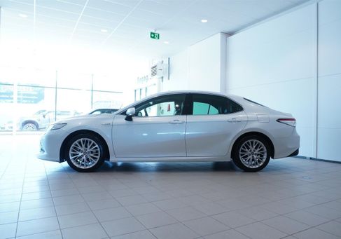 Toyota Camry, 2020