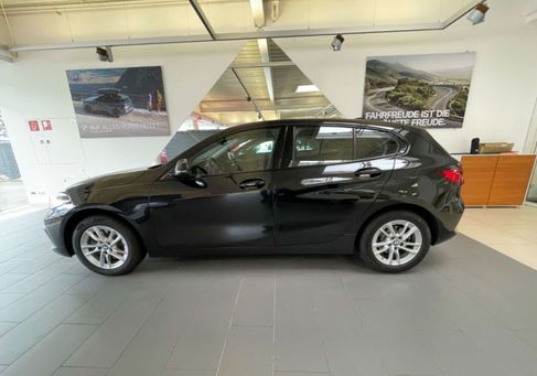 BMW 118, 2024