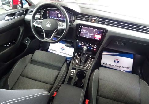 Volkswagen Passat Variant, 2023 3