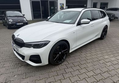 BMW 320, 2022