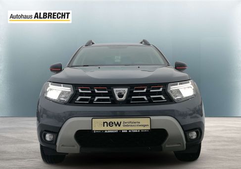 Dacia Duster, 2022 3