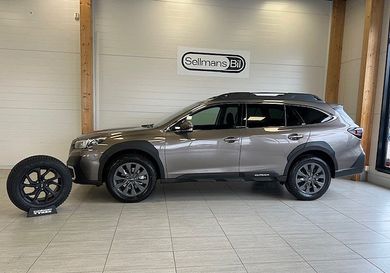 Subaru OUTBACK, 2025
