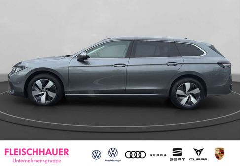 Volkswagen Passat Variant, 2025 3
