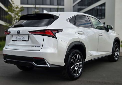Lexus NX 300, 2018