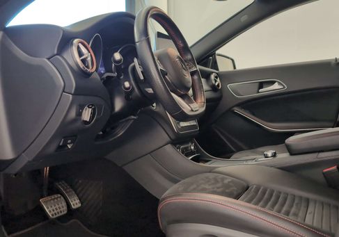 Mercedes-Benz CLA 220, 2019