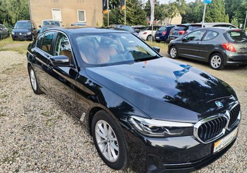 BMW 518, 2021