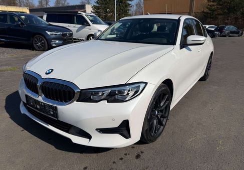 BMW 318, 2020