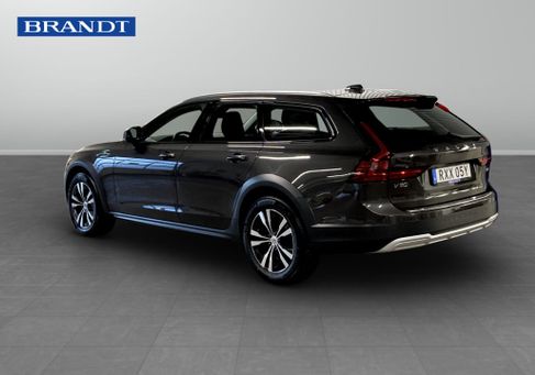Volvo V90 Cross Country, 2021