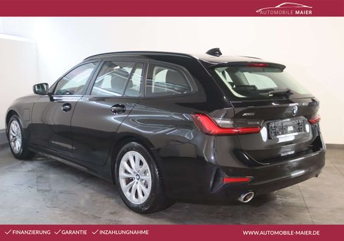 BMW 330, 2020