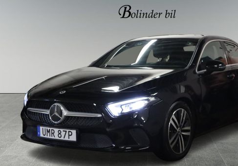 Mercedes-Benz A 200, 2022