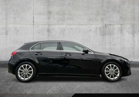 Mercedes-Benz A 200, 2022