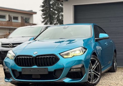 BMW 218, 2021