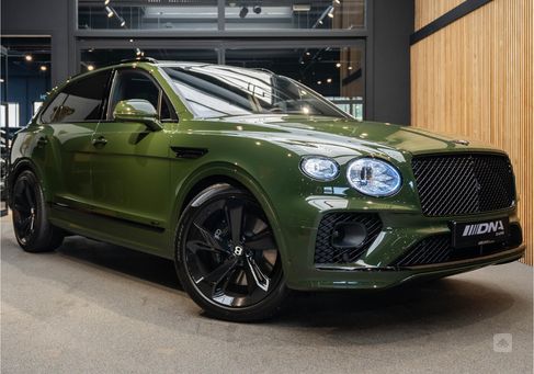 Bentley Bentayga, 2022